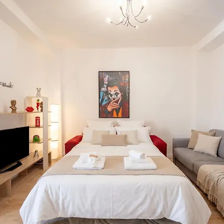 Aparthotel Bari Home 3*
