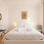 Apartahotel Bari Home 3*