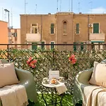 Bari Home Apartahotel