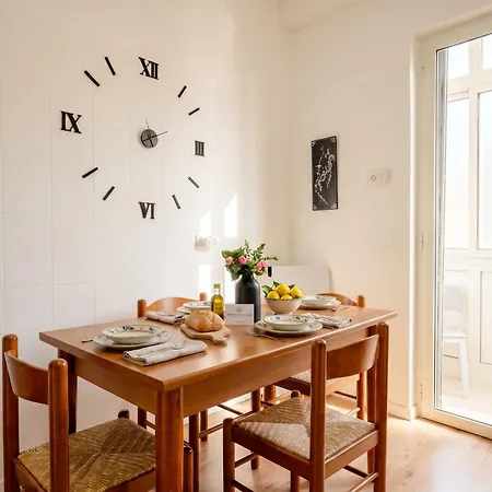 Aparthotel Bari Home 3*